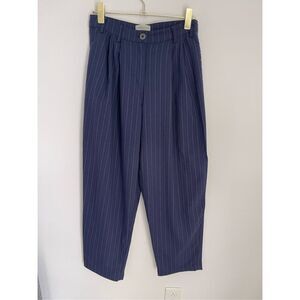 URBAN OUTFITTERS Relaxed Fit Pinstripe Pants Size 4